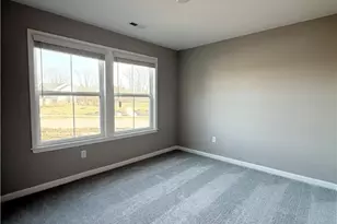 2699 Golden Leaf Dr, Beavercreek, OH 45431 - Photo 17