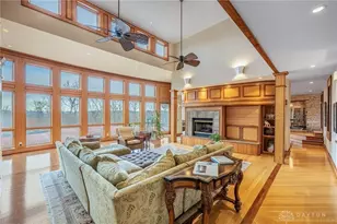 590 Versailles Dr, Centerville, OH 45459 - Photo 17