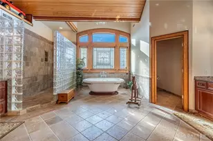 590 Versailles Dr, Centerville, OH 45459 - Photo 63