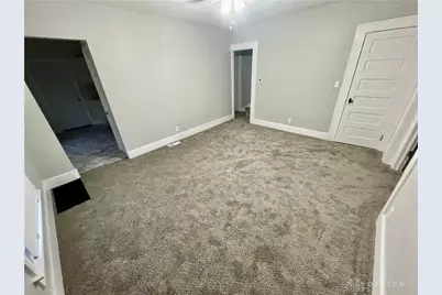 42 S Monmouth Street, Dayton, OH 45403 - Photo 5