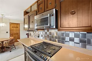 547 Douglas Way, Tipp City, OH 45371 - Photo 9