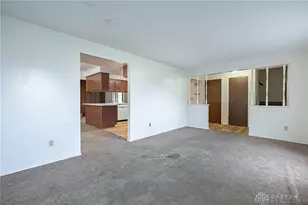 4942 Birchview Ct, Dayton, OH 45424 - Photo 3