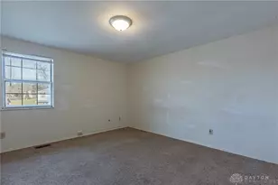 4942 Birchview Ct, Dayton, OH 45424 - Photo 13