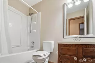 2586 Valais Ct, Dayton, OH 45458 - Photo 35