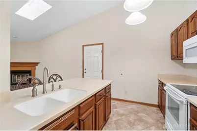 2586 Valais Court, Dayton, OH 45458 - Photo 17