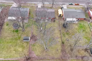 2537 Pinegrove Dr, Dayton, OH 45449 - Photo 33