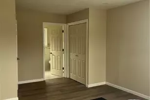 745 Ernroe Dr, Dayton, OH 45417 - Photo 7