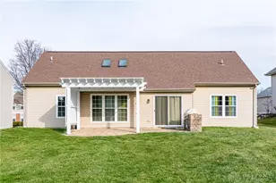 1128 Whitetail Dr, Fairborn, OH 45324 - Photo 37