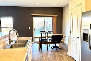 9406 Tahoe Dr, Washington Twp, OH 45458 - Photo 5