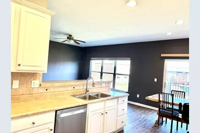 9406 Tahoe Drive, Washington Twp, OH 45458 - Photo 7