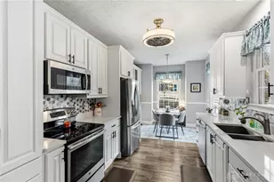 2604 Eagle View Dr, Beavercreek, OH 45431 - Photo 9