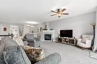 2604 Eagle View Dr, Beavercreek, OH 45431 - Photo 5