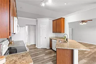 1201 Greystone Cir, Vandalia, OH 45414 - Photo 19