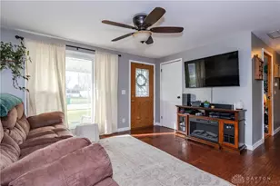 174 Winchester St, New Carlisle, OH 45344 - Photo 5