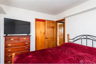 111 Parkgrove Drive, Englewood, OH 45322 - Photo 23