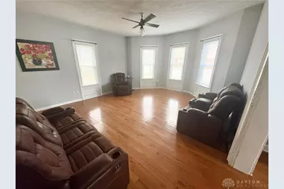 140 N Center Street, Versailles, OH 45380 - Photo 9