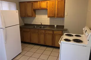 2011 Riverside Dr, Dayton, OH 45405 - Photo 3