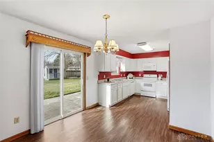 968 Arborview Ct, Fairborn, OH 45324 - Photo 9