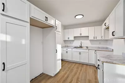 3921 Middlehurst Lane, Dayton, OH 45406 - Photo 13