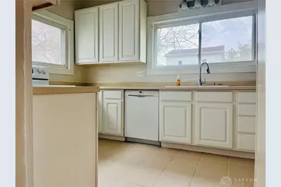 806 W High Street, Piqua, OH 45356 - Photo 13