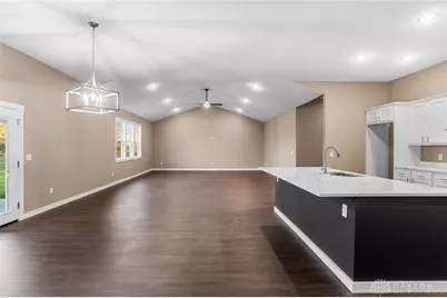 9907 Barnum Road, Piqua, OH 45356 - Photo 11