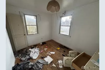 4647 Greenwich Village Avenue, Dayton, OH 45406 - Photo 3