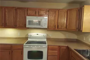 4095 Vitek Dr, Dayton, OH 45424 - Photo 7