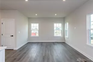 2299 Cold Strm Dr, Centerville, OH 45458 - Photo 5