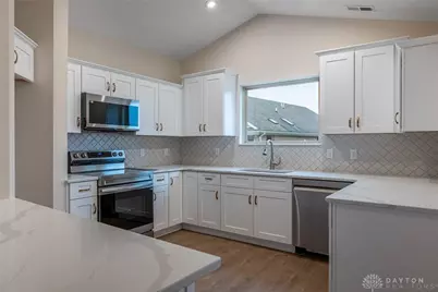 2220 Tandem Drive, Xenia, OH 45385 - Photo 5