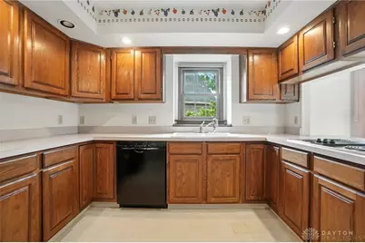 6821 Tifton Green Trail, Dayton, OH 45459 - Photo 17