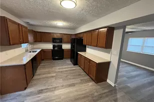 3401 Dryden Rd, Moraine, OH 45439 - Photo 7