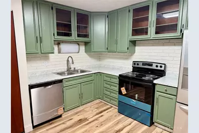 1924 Marinette Drive, Springfield, OH 45503 - Photo 11