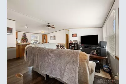 141 N Xenia Drive, Enon Vlg, OH 45323 - Photo 7