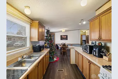 141 N Xenia Drive, Enon Vlg, OH 45323 - Photo 7
