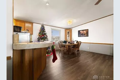 141 N Xenia Drive, Enon Vlg, OH 45323 - Photo 5