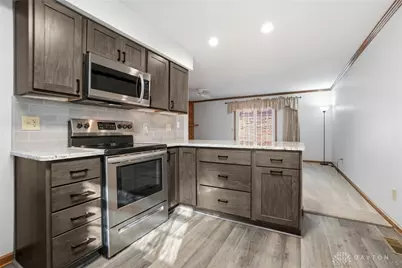 72 Tamarack Trail, Springboro, OH 45066 - Photo 11