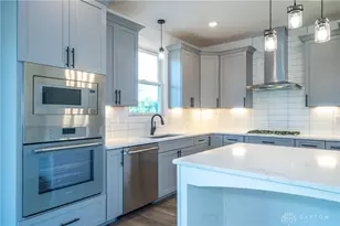 3631 Kingsgate Ln, Springfield, OH 45503 - Photo 7