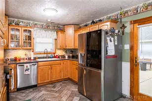 180 Lynnhaven Dr, Dayton, OH 45431 - Photo 9