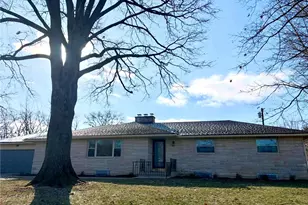 152 Cheltenham Dr, Centerville, OH 45459 - Photo 1