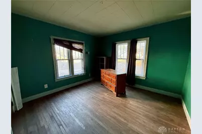 117 Valleyview Drive, Dayton, OH 45405 - Photo 9