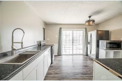 238 Hartshorn Drive, Vandalia, OH 45377 - Photo 7