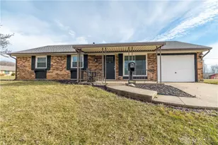 238 Hartshorn Dr, Vandalia, OH 45377 - Photo 1