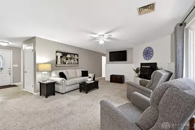 371 W David Road, Dayton, OH 45429 - Photo 15