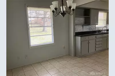 2804 Blackhawk Road, Dayton, OH 45420 - Photo 23