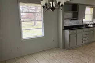 2804 Blackhawk Rd, Dayton, OH 45420 - Photo 23