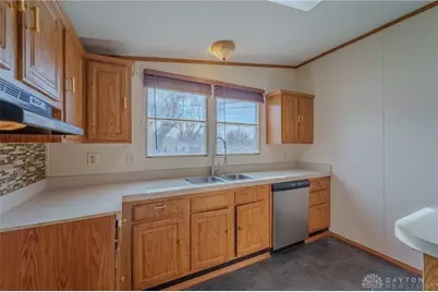 454 E Church Street, Xenia, OH 45385 - Photo 11