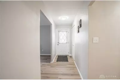 401 Stuckhardt Road, Dayton, OH 45426 - Photo 3