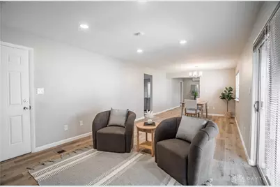 401 Stuckhardt Road, Dayton, OH 45426 - Photo 9