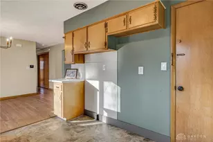 208 Glenview Dr, Beavercreek, OH 45440 - Photo 11