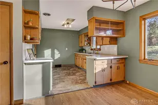 208 Glenview Dr, Beavercreek, OH 45440 - Photo 9